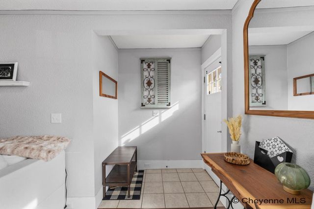 906 TALBOT CT, Cheyenne, WY 82001