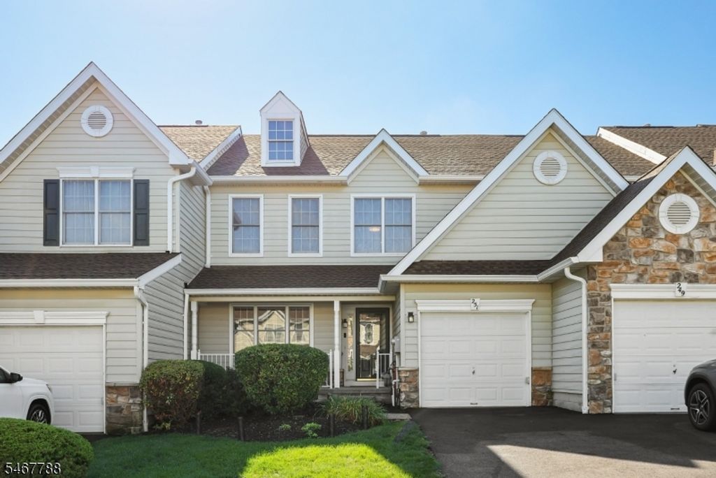 251 Patriot Hill Dr, Bernards Twp., NJ 07920 — exterior