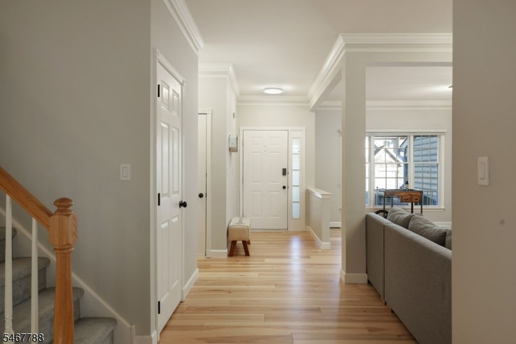 251 Patriot Hill Dr, Bernards Twp., NJ 07920 — photo 2