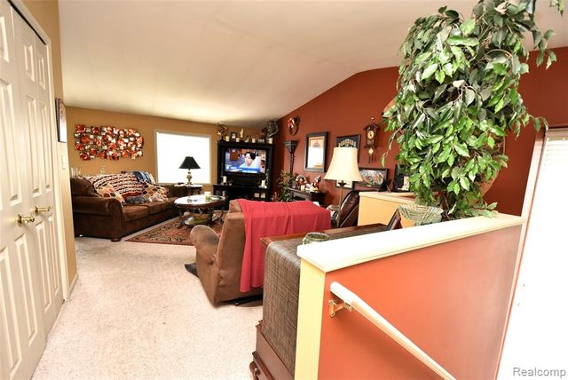 11522 Davis Street, Grand Blanc, MI 48439