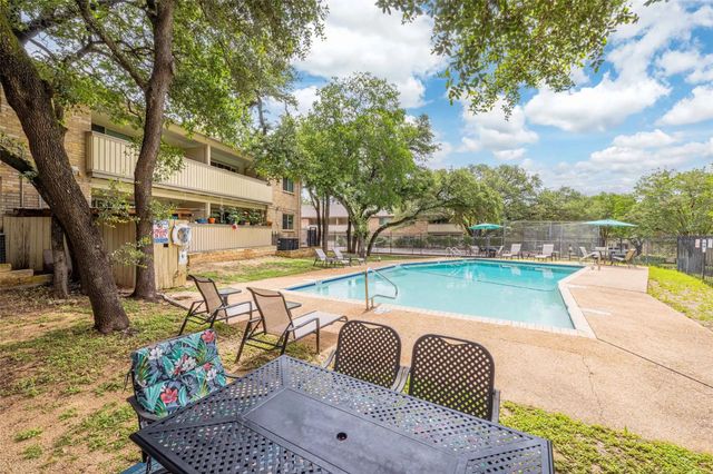 8405 Bent Tree Road 2221, Austin, TX 78759