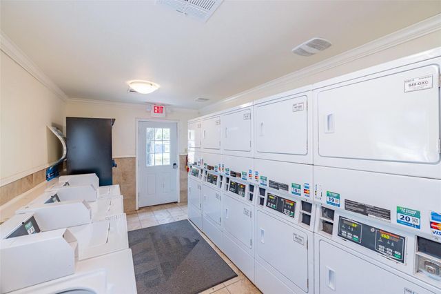 8405 Bent Tree Road 2221, Austin, TX 78759