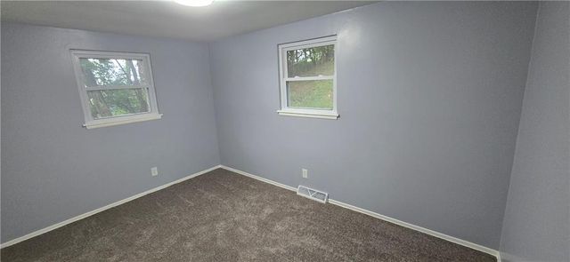 6906 N Pennsylvania Avenue, Kansas City, MO 64118