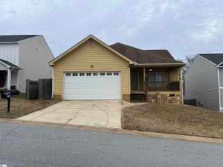 107 Regency Walk, Pickens, SC 29671