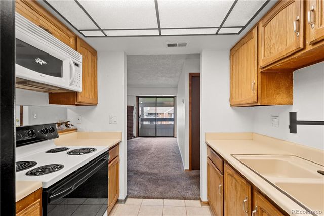 14216 E 1st Drive C03, Aurora, CO 80011