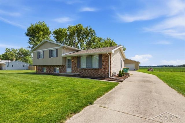 1790 Midland Road, Monitor Twp, MI 48706