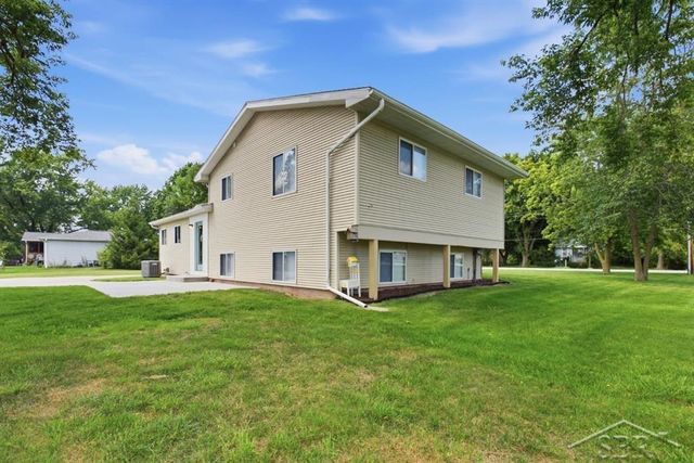 1790 Midland Road, Monitor Twp, MI 48706