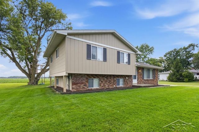 1790 Midland Road, Monitor Twp, MI 48706