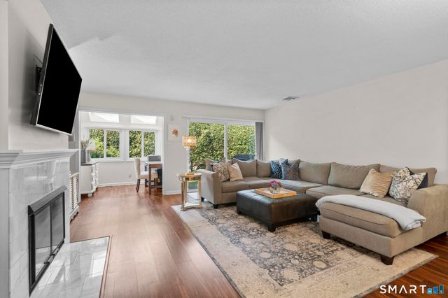 1400 Hartford Turnpike 31, North Haven, CT 06473