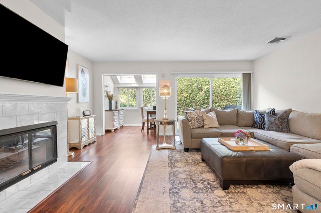 1400 Hartford Turnpike 31, North Haven, CT 06473