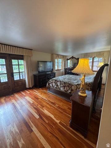 9650 S BUTTONWOOD DR, Sandy, UT 84092