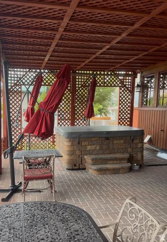 9650 S BUTTONWOOD DR, Sandy, UT 84092