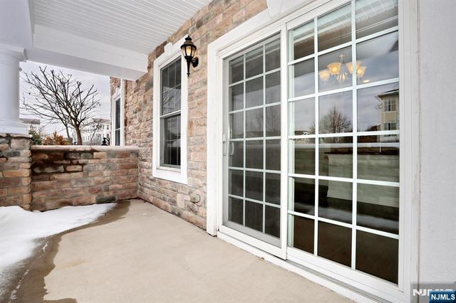 801 Four Seasons Lane, Montvale, NJ 07645