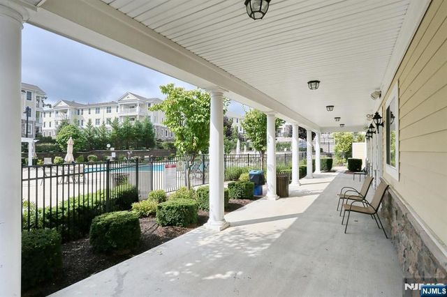 801 Four Seasons Lane, Montvale, NJ 07645