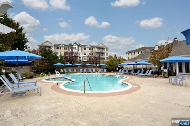 801 Four Seasons Lane, Montvale, NJ 07645