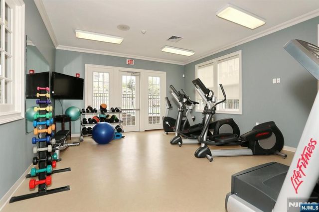 801 Four Seasons Lane, Montvale, NJ 07645