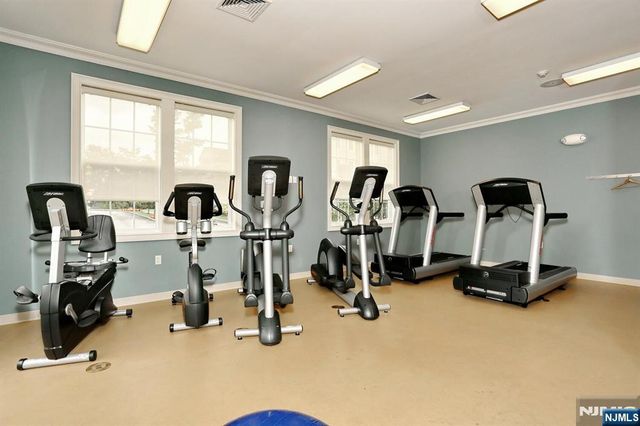 801 Four Seasons Lane, Montvale, NJ 07645