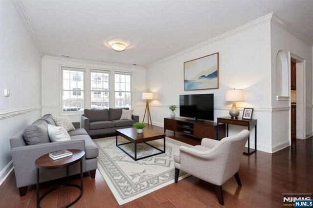 801 Four Seasons Lane, Montvale, NJ 07645