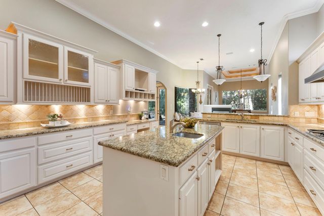 22802 Walden Way, Tomball, TX 77375