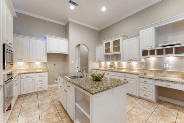 22802 Walden Way, Tomball, TX 77375