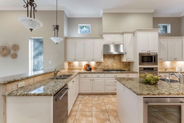 22802 Walden Way, Tomball, TX 77375