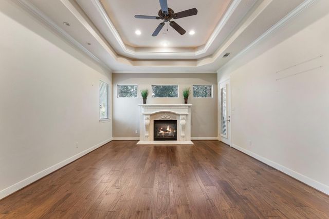 22802 Walden Way, Tomball, TX 77375