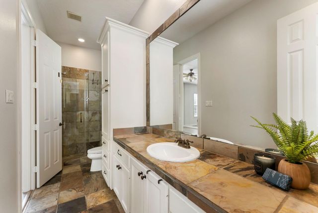 22802 Walden Way, Tomball, TX 77375