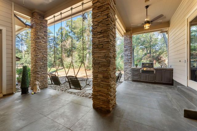 22802 Walden Way, Tomball, TX 77375