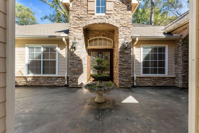 22802 Walden Way, Tomball, TX 77375