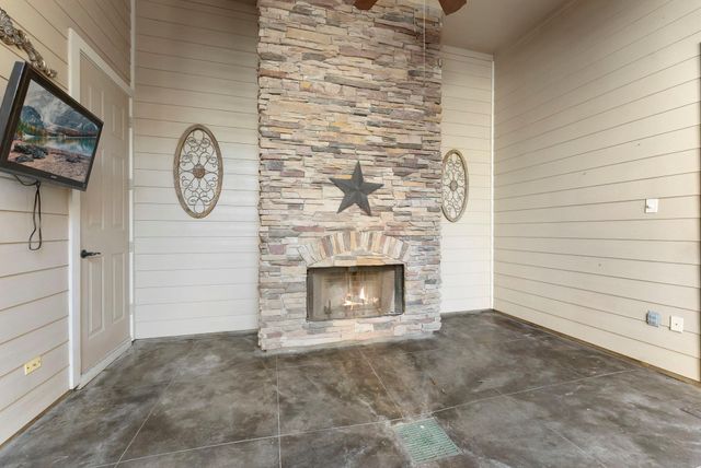 22802 Walden Way, Tomball, TX 77375