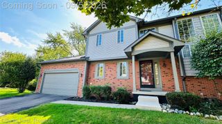 597 Winwood Circle, Walled Lake, MI 48390