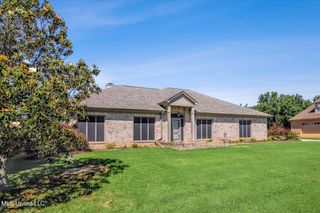 7925 Kirkwood Cove, Olive Branch, MS 38654