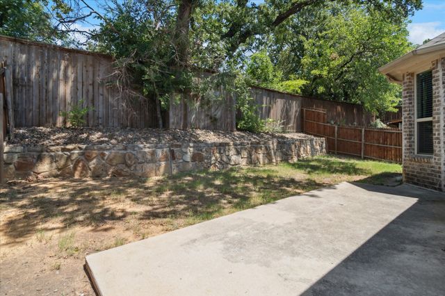 7401 Bishop Pine Road, Denton, TX 76208