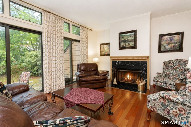 6 Stratford Park 6, Bloomfield, CT 06002