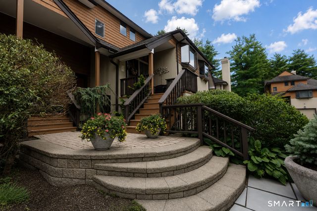 6 Stratford Park 6, Bloomfield, CT 06002