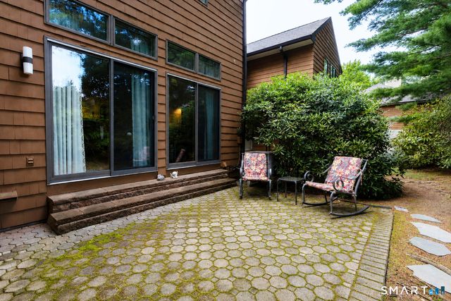 6 Stratford Park 6, Bloomfield, CT 06002