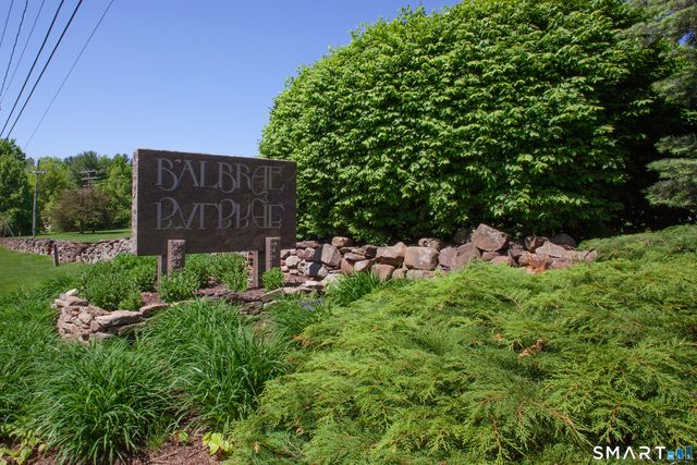 6 Stratford Park 6, Bloomfield, CT 06002