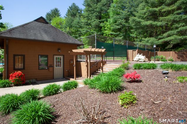 6 Stratford Park 6, Bloomfield, CT 06002