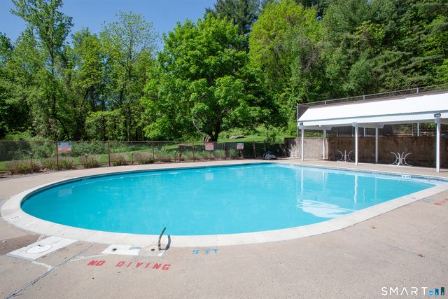6 Stratford Park 6, Bloomfield, CT 06002