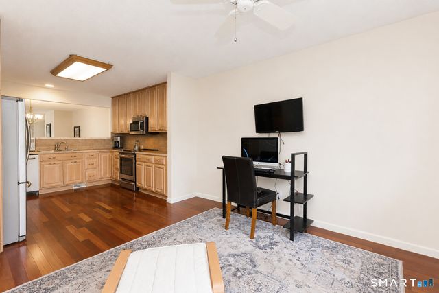 6 Stratford Park 6, Bloomfield, CT 06002
