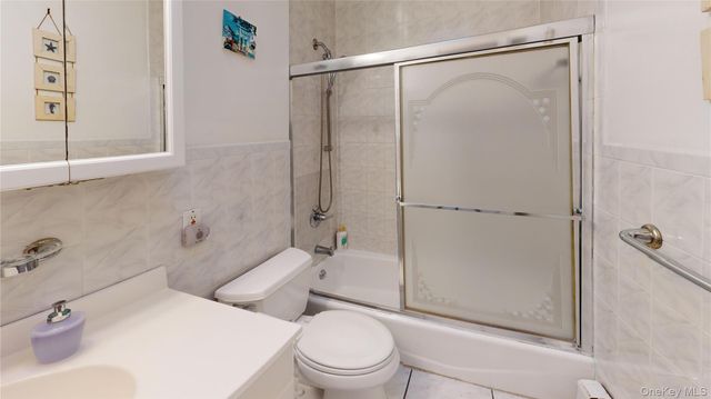 77-11 30th Avenue, East Elmhurst, NY 11370
