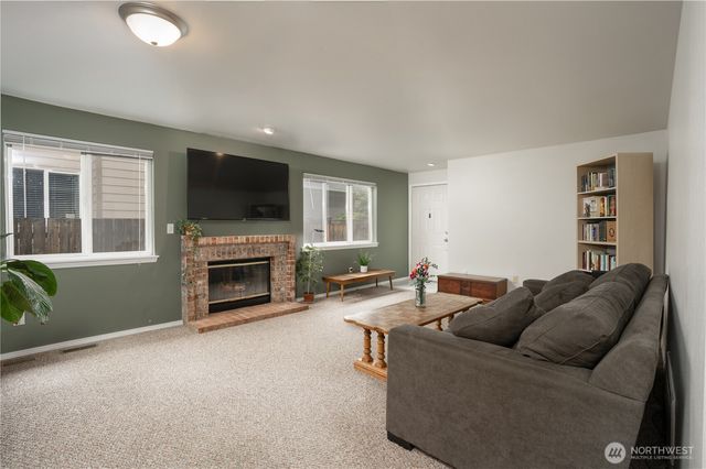 11107 36th Avenue Ct E, Tacoma, WA 98446