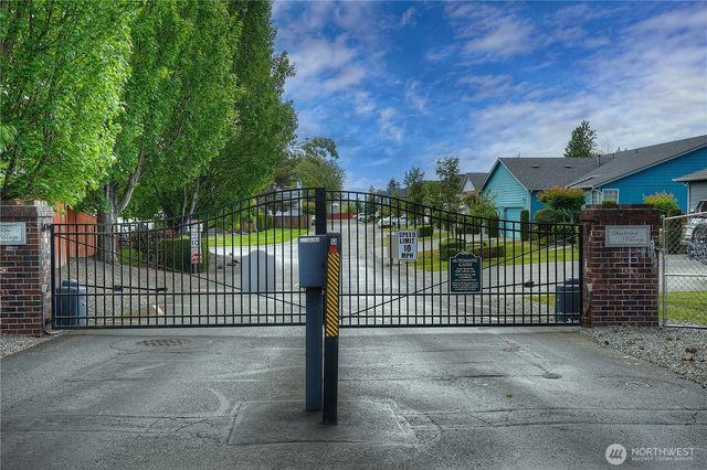 11107 36th Avenue Ct E, Tacoma, WA 98446