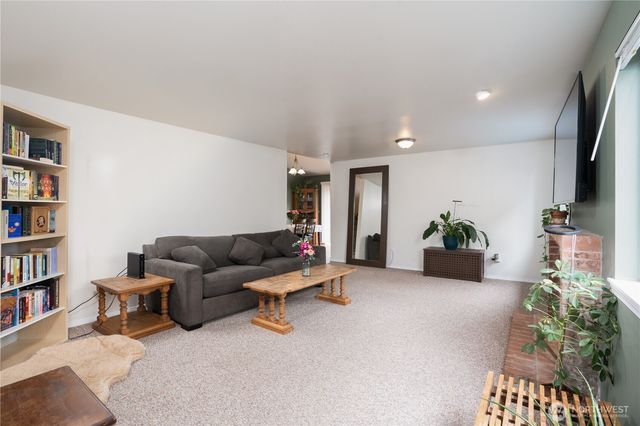 11107 36th Avenue Ct E, Tacoma, WA 98446