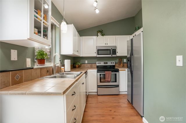 11107 36th Avenue Ct E, Tacoma, WA 98446