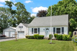 23 Fatima Drive, Bristol, RI 02809