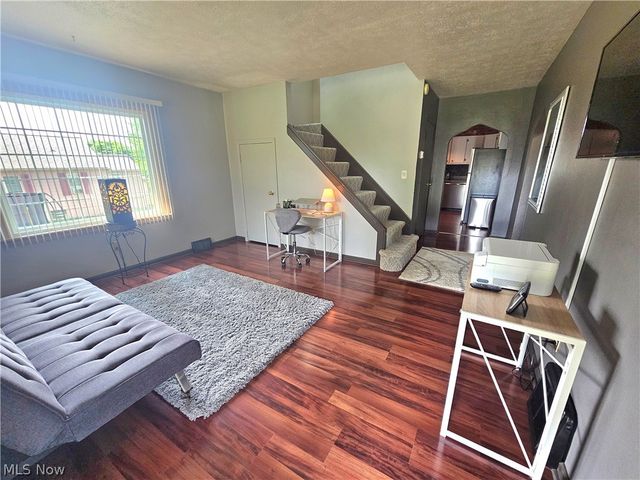 2231 N Glenwood Avenue, Niles, OH 44446