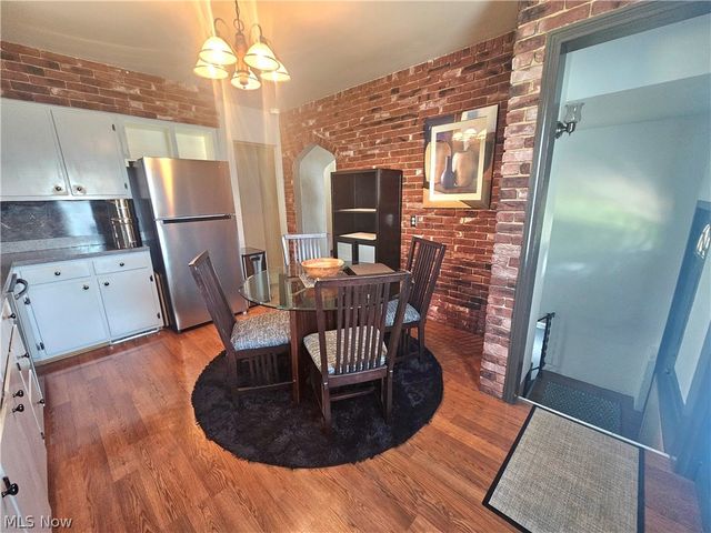2231 N Glenwood Avenue, Niles, OH 44446