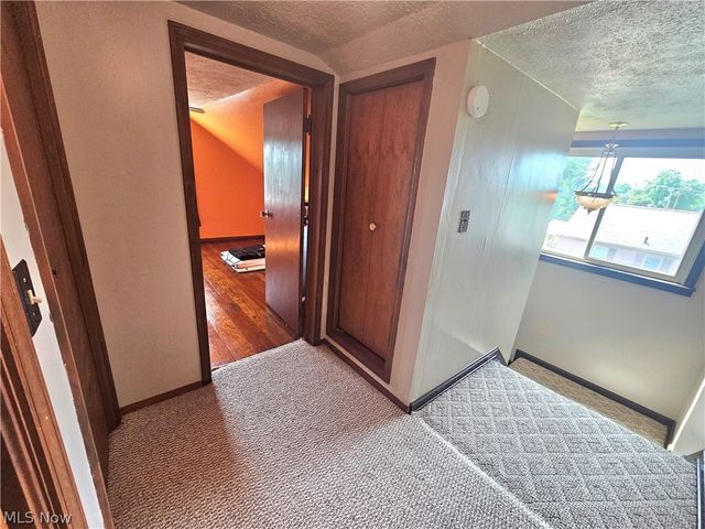 2231 N Glenwood Avenue, Niles, OH 44446