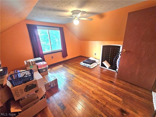 2231 N Glenwood Avenue, Niles, OH 44446